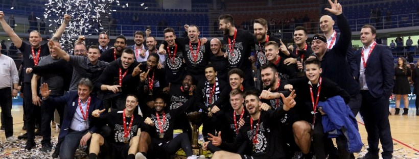 "Večiti" igrali derbi kao da sutra NE POSTOJI, crno-beli odbranili trofej Kupa!